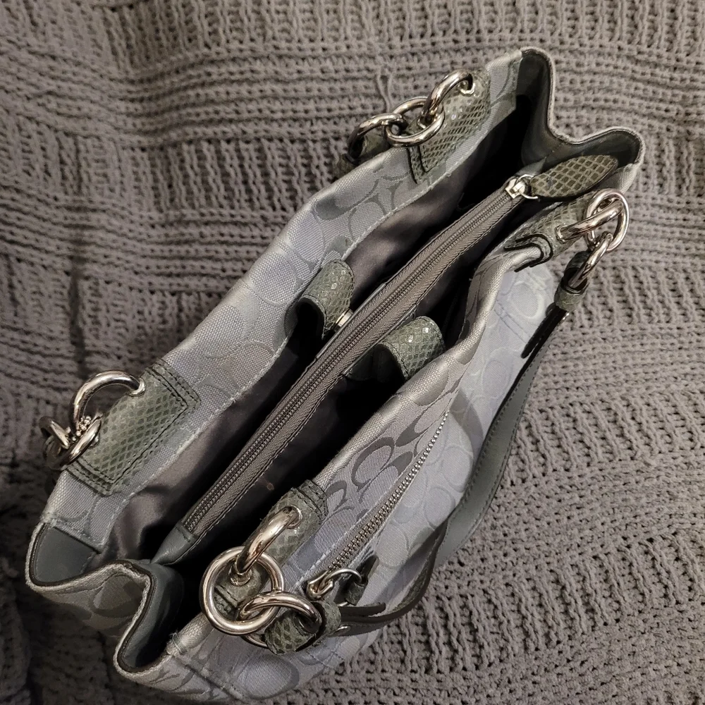 EUC- Grey Coach Large tote purse. Like New condition. - Picture 11 of 16